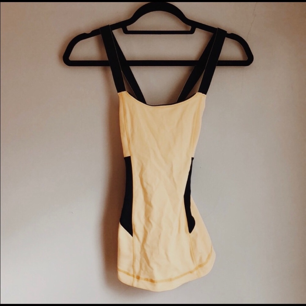 Cute Lululemon top